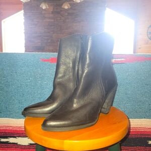 Zodiac quality black leather booties 4" heel NWOB